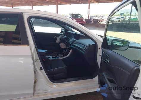 2017 Honda Accord Sport из США, поврежденный, VIN 1HGCR2F54HA194315